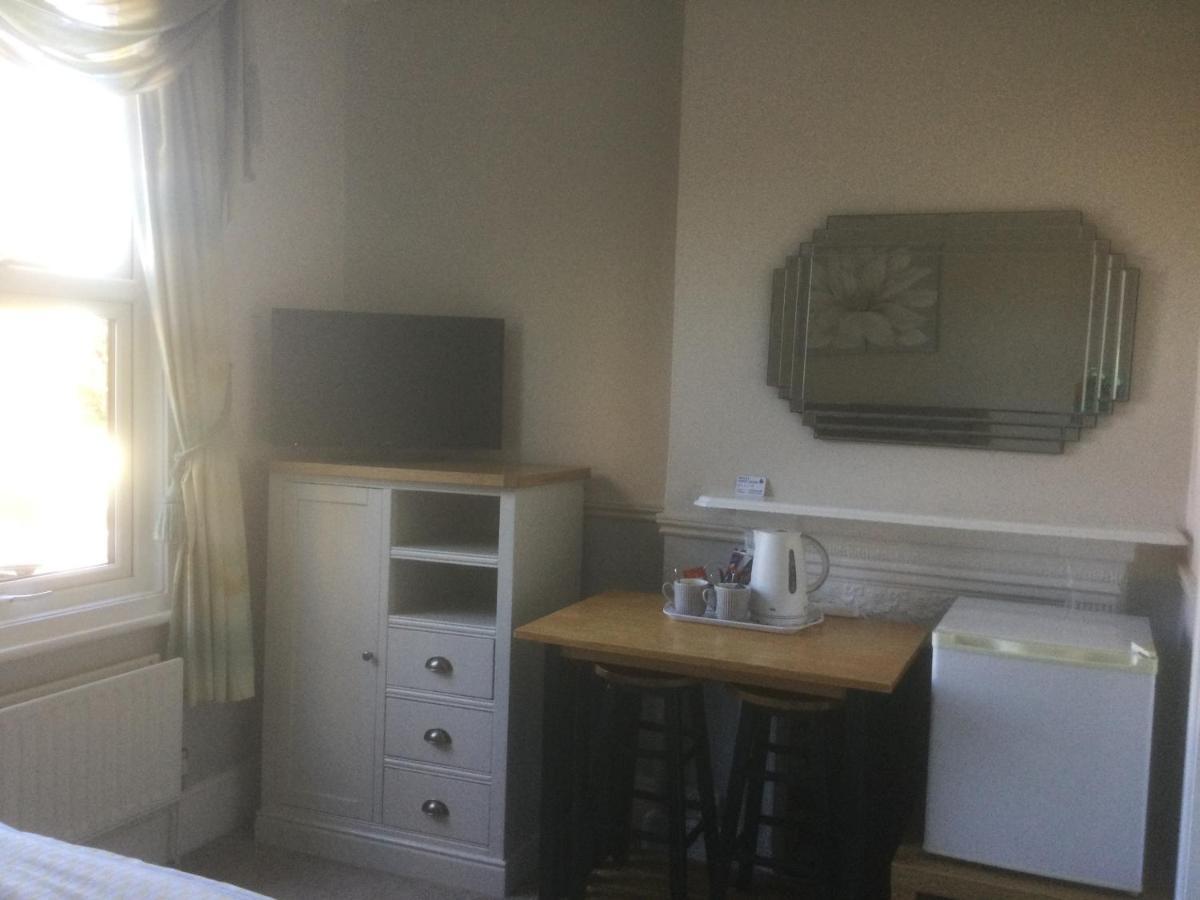 Netley Guest House Farnborough  Eksteriør billede