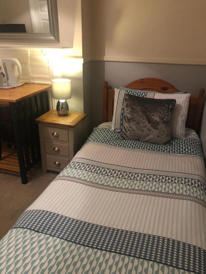 Netley Guest House Farnborough  Eksteriør billede