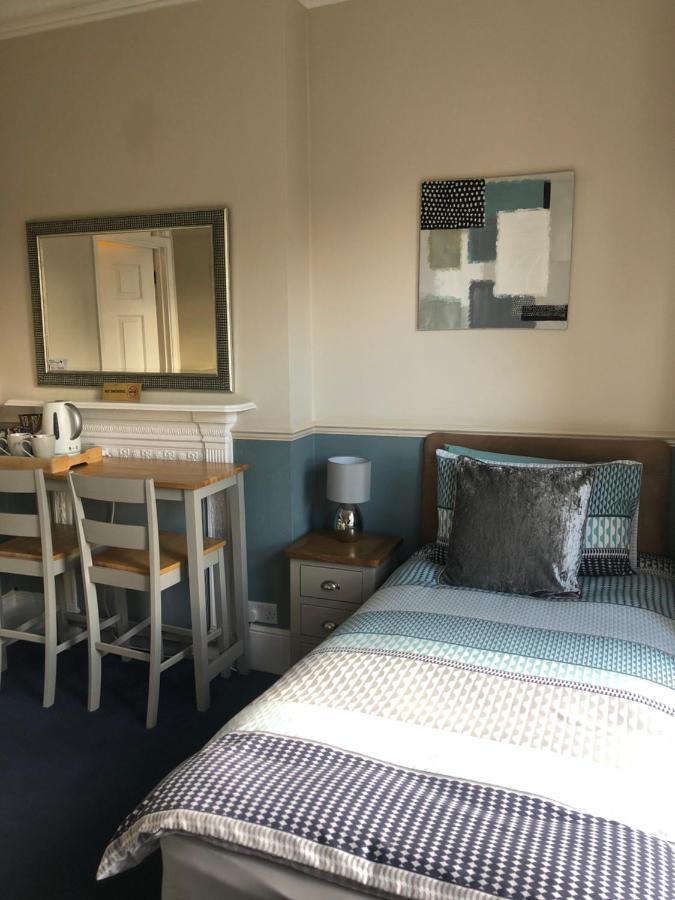 Netley Guest House Farnborough  Eksteriør billede